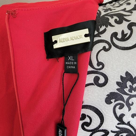 Alexia Admor Layla Crewneck Sleeveless Pleated Mini Sheath Dress - Picture 5 of 5